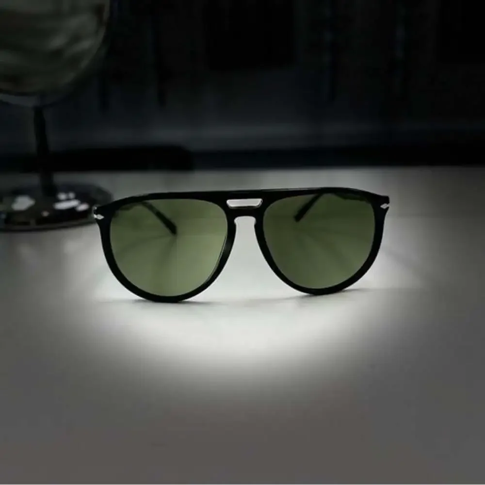 Sleek Green Sunglasses